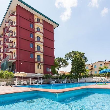 Hotel Frank ليدو دي يسولو المظهر الخارجي الصورة