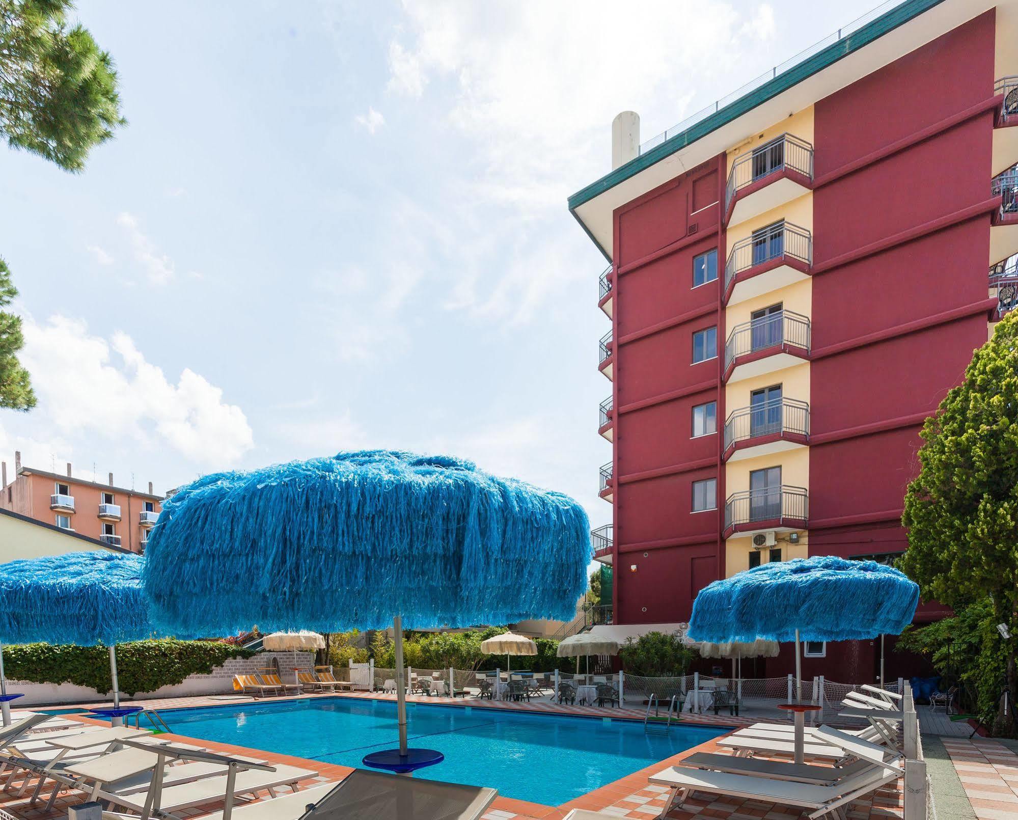 Hotel Frank ليدو دي يسولو المظهر الخارجي الصورة