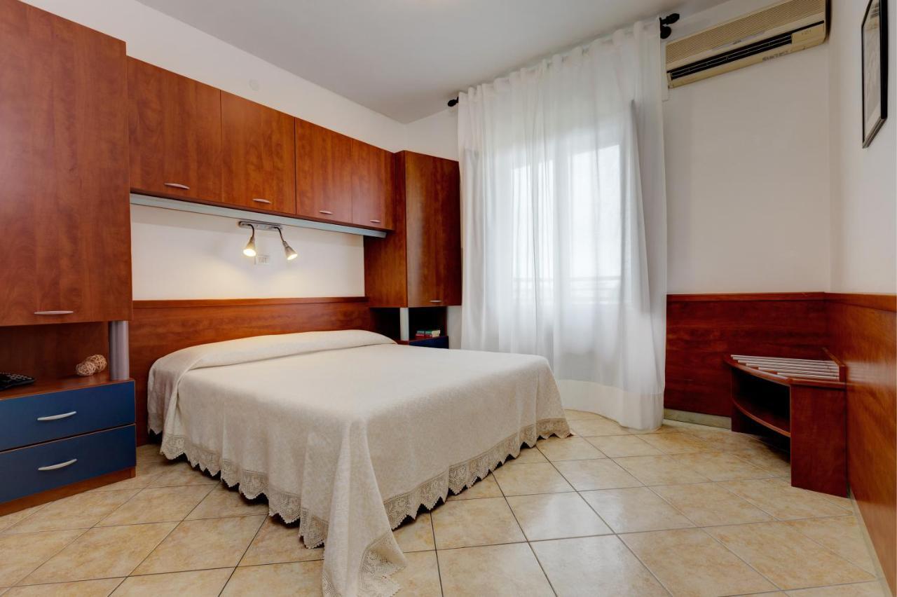 Hotel Frank ليدو دي يسولو المظهر الخارجي الصورة