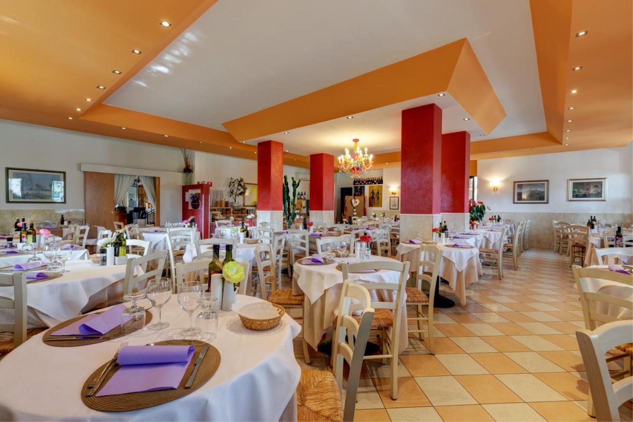 Hotel Frank ليدو دي يسولو المظهر الخارجي الصورة